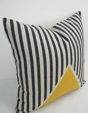 Geometric cushion cover-18B