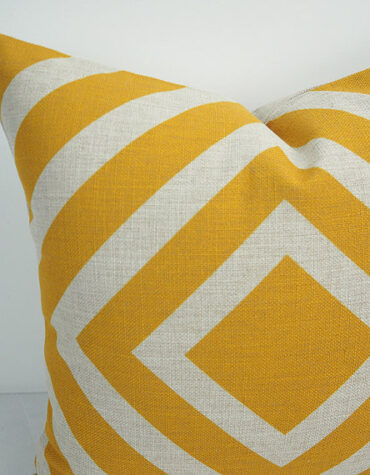 Geometric cushion cover-26B